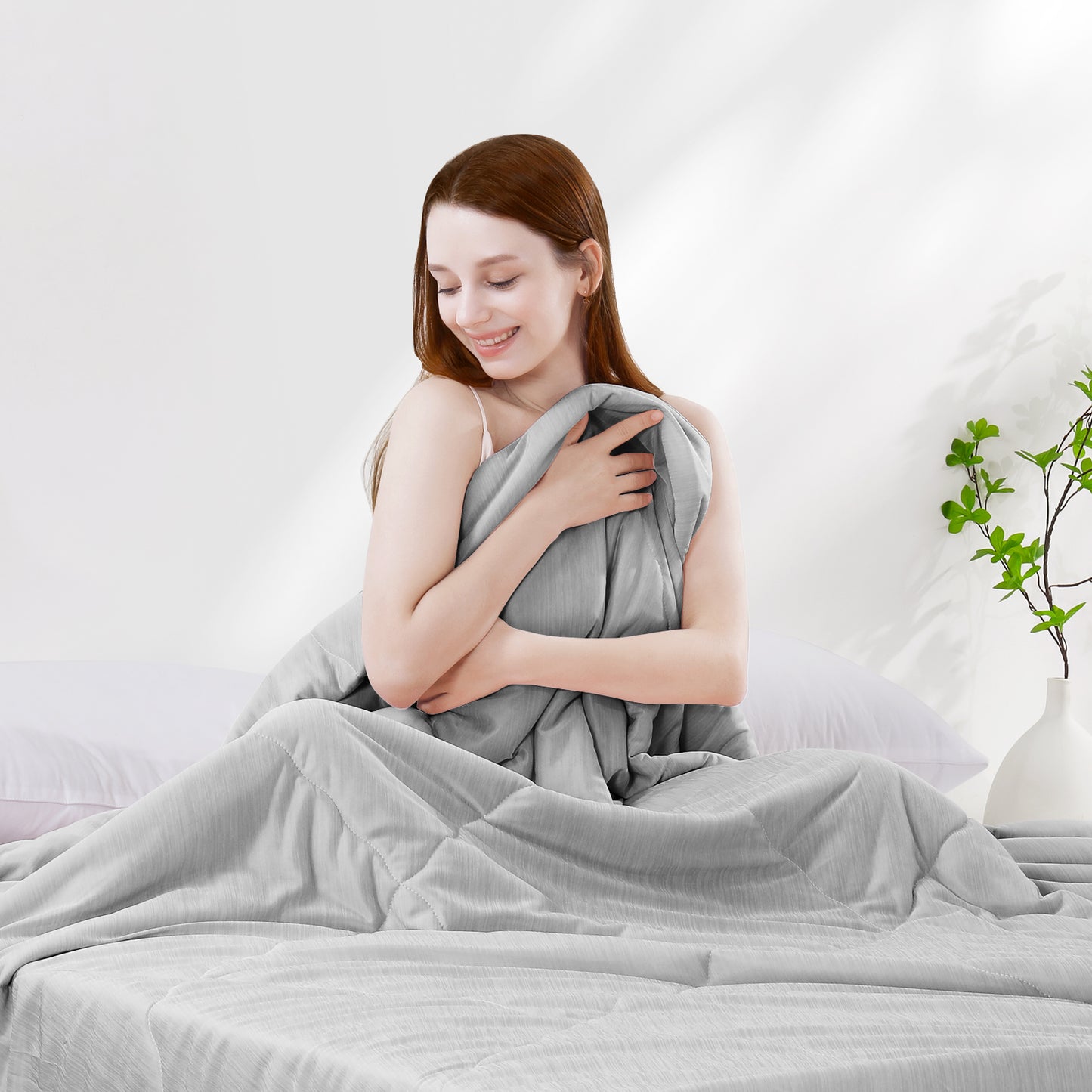 Aship Cooling Comforter Queen Size, Double Sided Summer Comforter for Hot Sleepers, Q-Max >0.45, Arc-Chill Fabric, Lightweight Breathable Cooling Quilt 79*87 in
